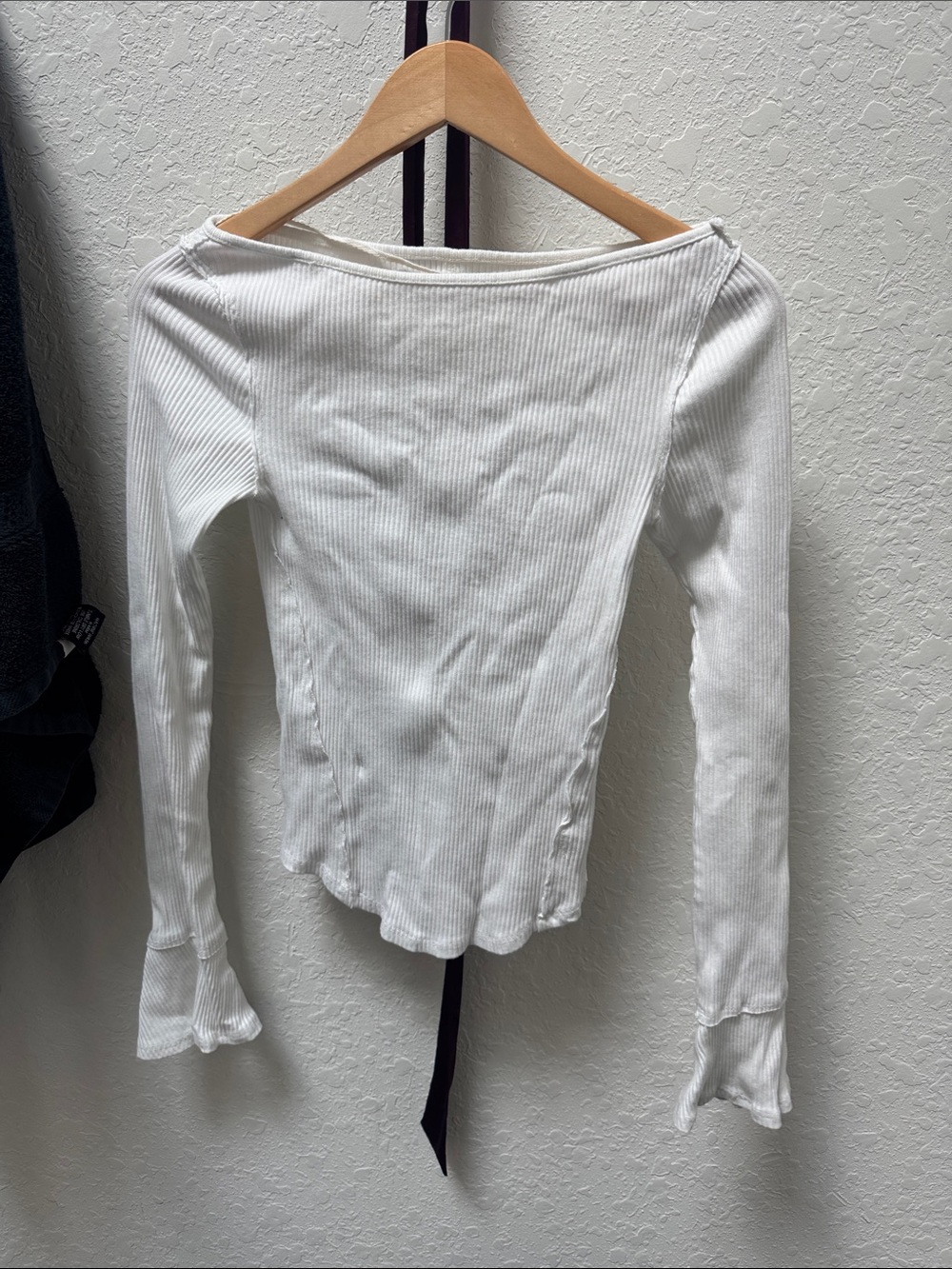 We The Free White Ribbed Long-Sleeve Scoop Neck Top